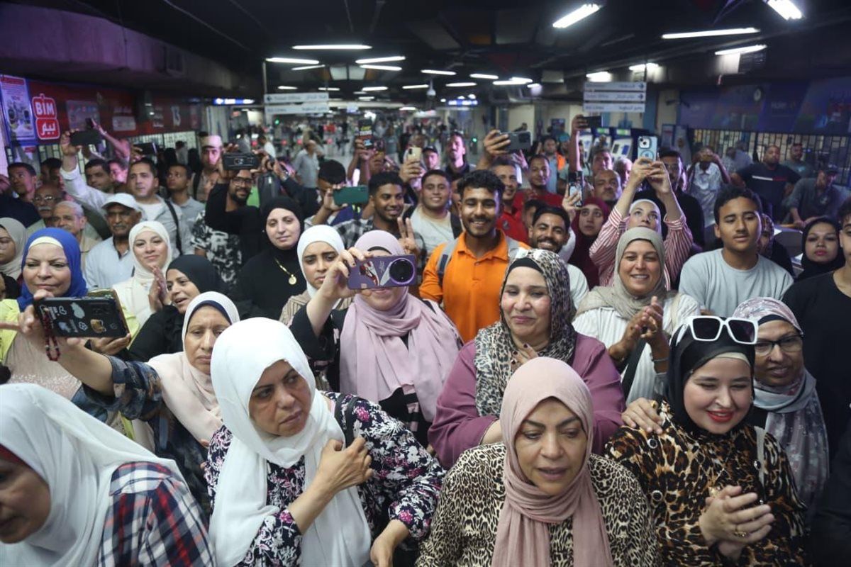 الثقافة تفاجئ ركاب المترو بعروض من دار الأوبرا 