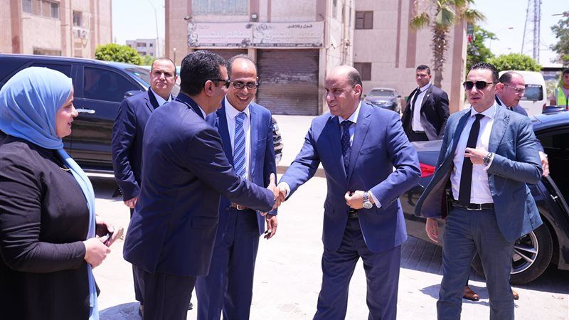 وزارة العمل خلال