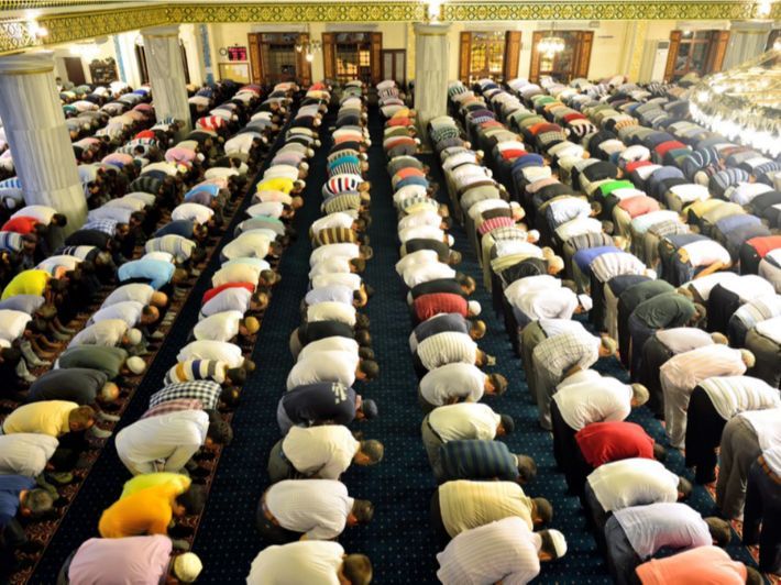 إقامة صلاة الجمعة