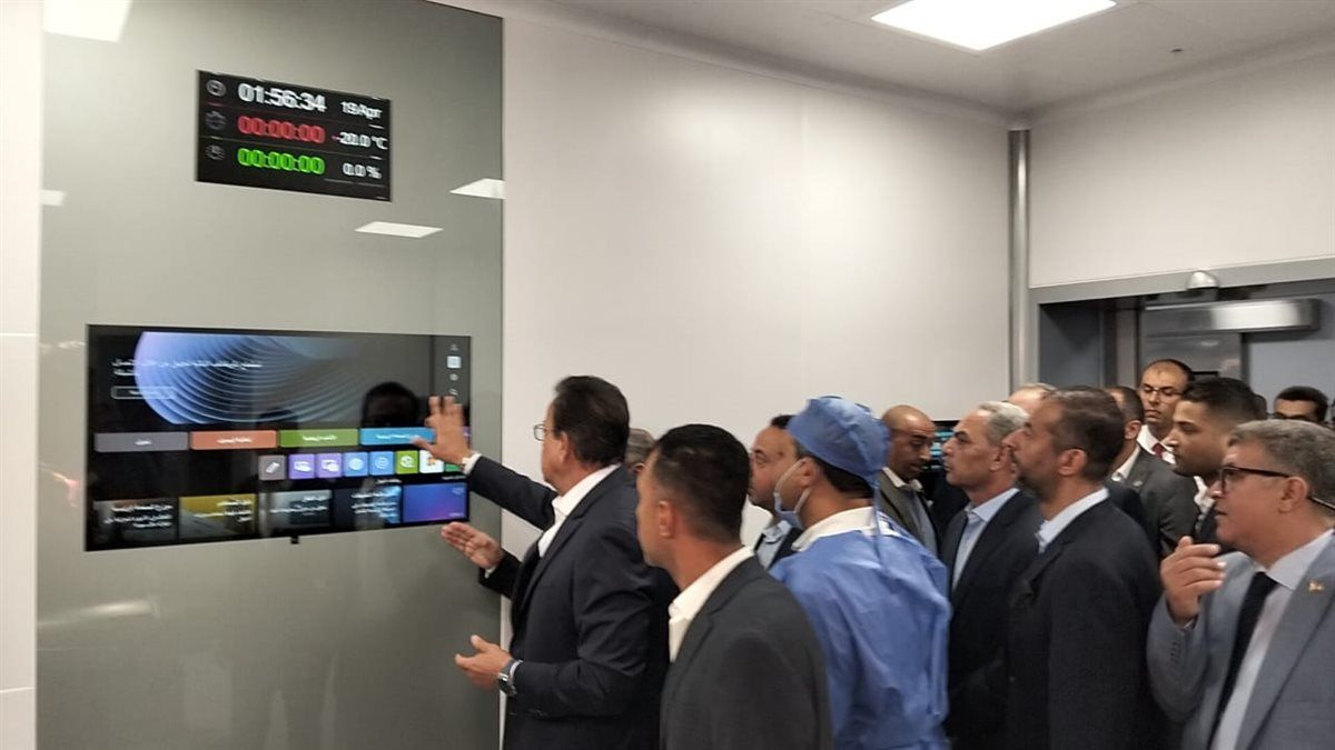 جانب من جولة وزير الصحة بمستشفى أورام الإسماعيلية، فيتو