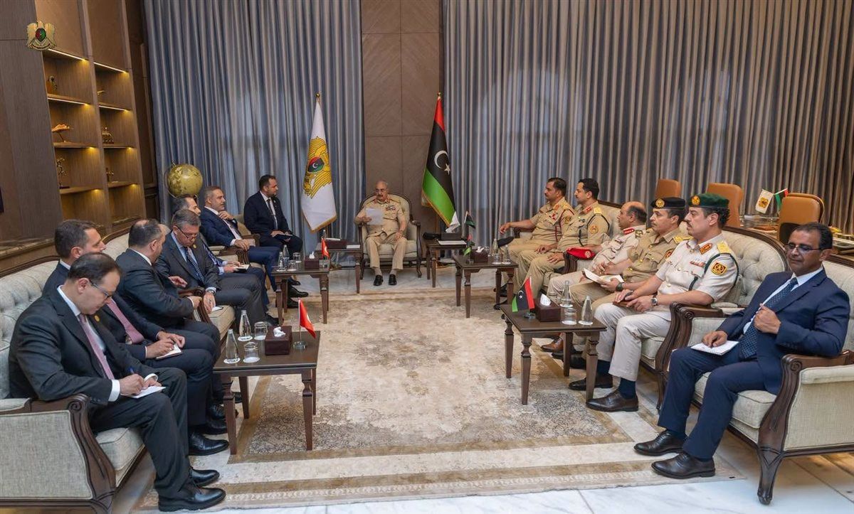 حفتر يستقبل فيدان فى بنغازي، فيتو