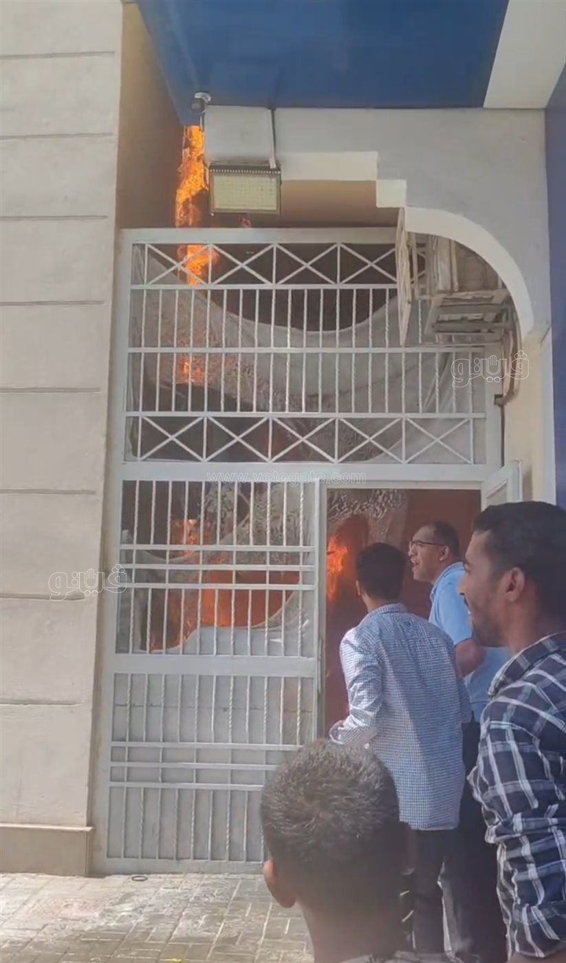  إخماد حريق في مبنى الرعاية الصحية بالأقصر
