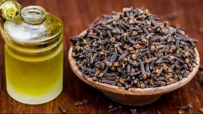 فوائد مضغ القرنفل صباحا 