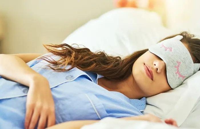 يحمي
      من
      أمراض
      القلب
      والسكتات
      الدماغية
      "دراسة
      حديثة
      توضح
      فوائد
      النوم
      الجيد"