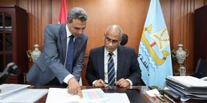 محافظ كفر الشيخ يعتمد نتيجة الإعدادية 2026 بنسبة نجاح 77.25٪؜