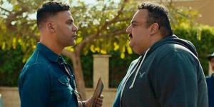 محمد إمام يفتتح فيلم صقر وكناريا بدولة الإمارات الليلة
