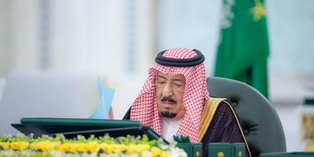 خادم الحرمين الشريفين يرأس جلسة مجلس الوزراء