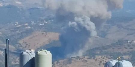 شهيد وجريح في غارة إسرائيلية على مركبة بجنوب لبنان