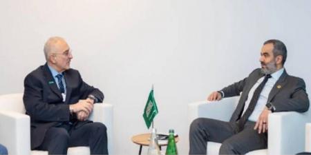 السواحه يجتمع مع شركات عالمية لتعزيز الاقتصاد الرقمي والذكاء الاصطناعي