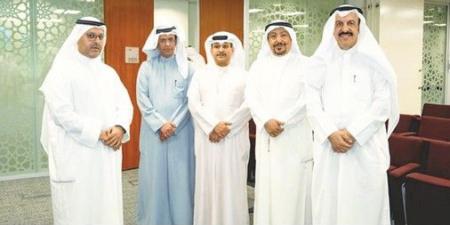 وزير المالية يتفقّد مراكز خدمة أملاك الدولة ويشيد بجودة الخدمات المقدمة للمراجعين