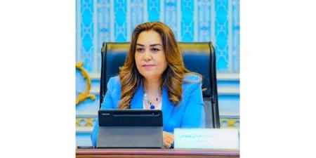 وزيرة التنمية المحلية تعلن بدء تشغيل أحدث أجهزة رصد ملوثات الهواء والغازات الدفيئة في 12 محطة بالقاهرة الكبرى