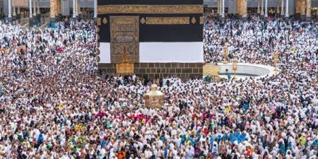 "السياحة والآثار" تعلن التفاصيل الكاملة لترتبيات موسم الحج المقبل