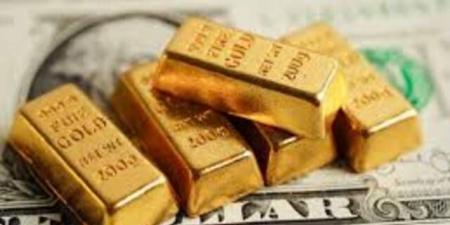 الذهب يتراجع للأسبوع الرابع على التوالي إثر لهجة الفيدرالي المتشددة