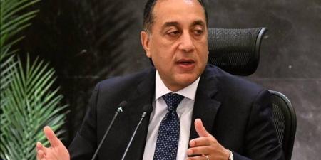 هل ترتفع أسعار البنزين مجددا؟ الحكومة تؤكد العودة للتسعير التلقائي وخبير اقتصادي يوضح السيناريوهات
