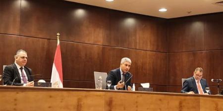 وزير السياحة والآثار يكشف سبب تجاهل عمل برامج ترويجية للقطاع خلال مباريات كأس العالم