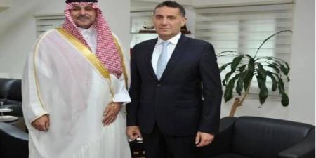 السفير السعودي يلتقي رئيس شعبة المعلومات في قوى الأمن الداخلي اللبناني