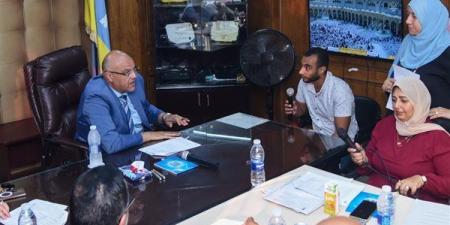 محافظ الإسكندرية يعقد لقاءً جماهيريا لخدمة المواطنين بأحياء العجمي وغرب والجمرك