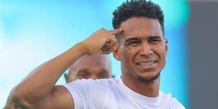 الجزيري يعقد جلسة مع مسئولي الزمالك لحسم مستقبله مع الفريق