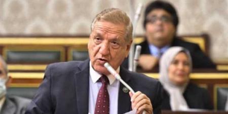 فخري الفقي يكشف عن إجراء نادر واستثنائي اتخذه صندوق النقد مع مصر