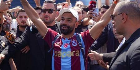 محمد صلاح يشيد باستقبال جماهير طرابزون: لم أشهده من قبل وسأبذل كل ما لدي مع الفريق (فيديو)