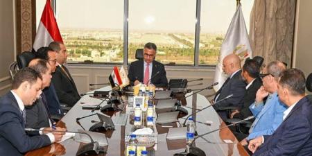 شعبة الذهب: استمرار التنسيق مع التموين ومصلحة الدمغة لتذليل أي معوقات أمام القطاع
