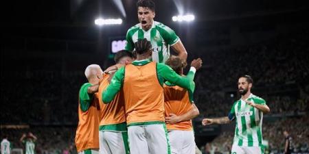 ريال بيتيس ينتزع فوزا صعبا أمام ريال سوسيداد بالدوري الإسباني