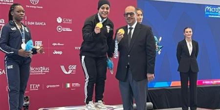 في حضور إدريس، سارة سمير تُشعل تارانتو بذهبيتين وتُقرّب مصر من حلم لوس أنجلوس