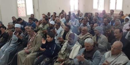 تكثيف ندوات التوعية بقرى مركز أسيوط للتصدي للحرق المكشوف للمخلفات