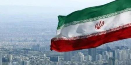 إيران: معلومات عن استعداد أمريكا لاستئناف القتال ونتوعد بضرب قواعدها بالمنطقة
