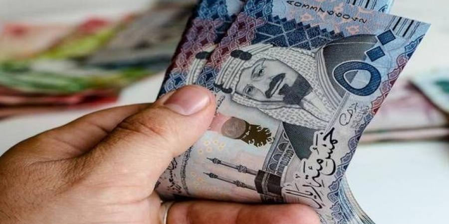 "عبر
      الخليج"
      تحصل
      على
      تسهيلات
      مصرفية
      من
      "بنك
      دبي
      الوطني"
      بـ100
      مليون
      ريال