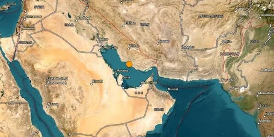 زلزال
      بقوة
      5
      درجات
      يضرب
      جنوب
      إيران