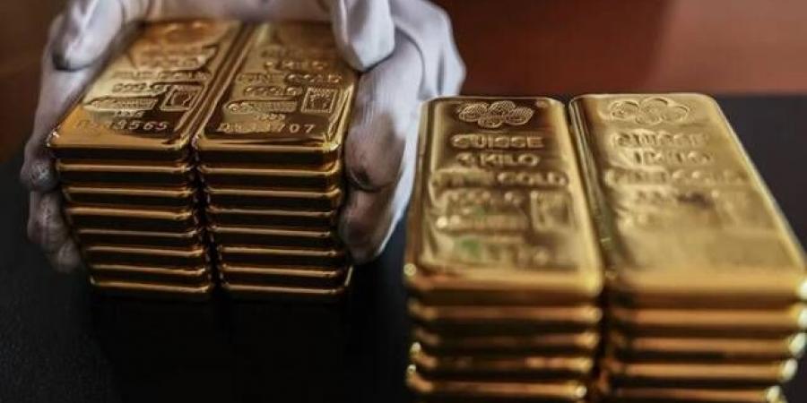 ارتفاع
      الذهب
      لمستوى
      قياسي
      بعد
      تقرير
      عن
      رسوم
      جمركية