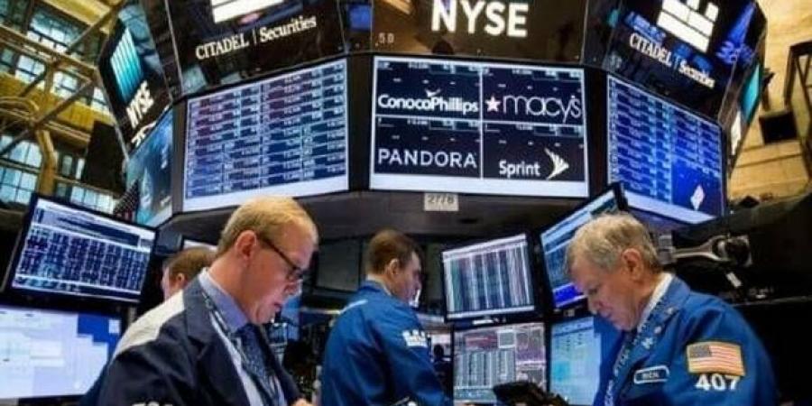 الأسهم
      الأمريكية
      تنهي
      تعاملات
      الأسبوع
      على
      أداء
      متباين