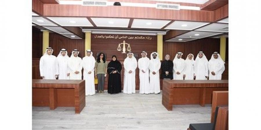 بالفيديو..
السميط:
سنراجع
الرسوم
القضائية
إذا
بلغ
العزوف
عن
التقاضي
40%
فأكثر