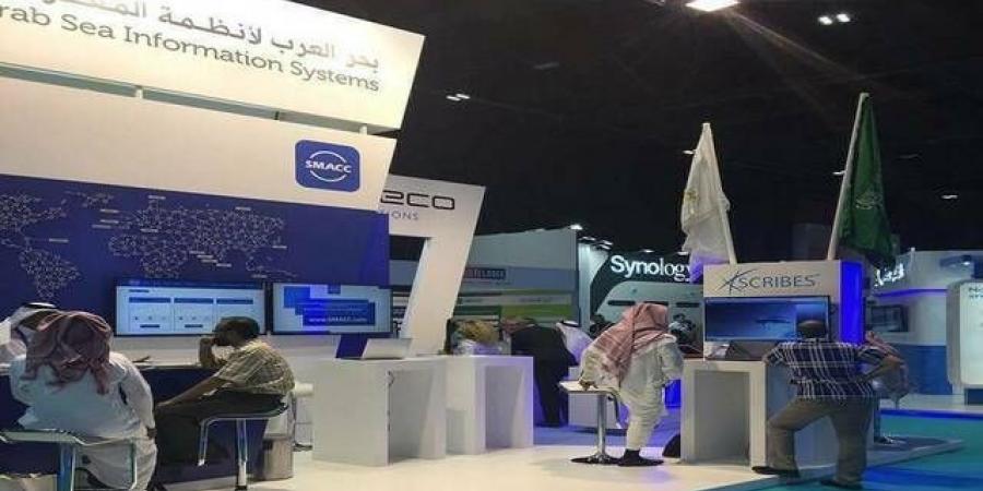 "بحر
      العرب"
      توقع
      عقداً
      مع
      جامعة
      الملك
      عبدالعزيز
      بقيمة
      11.76
      مليون
      ريال