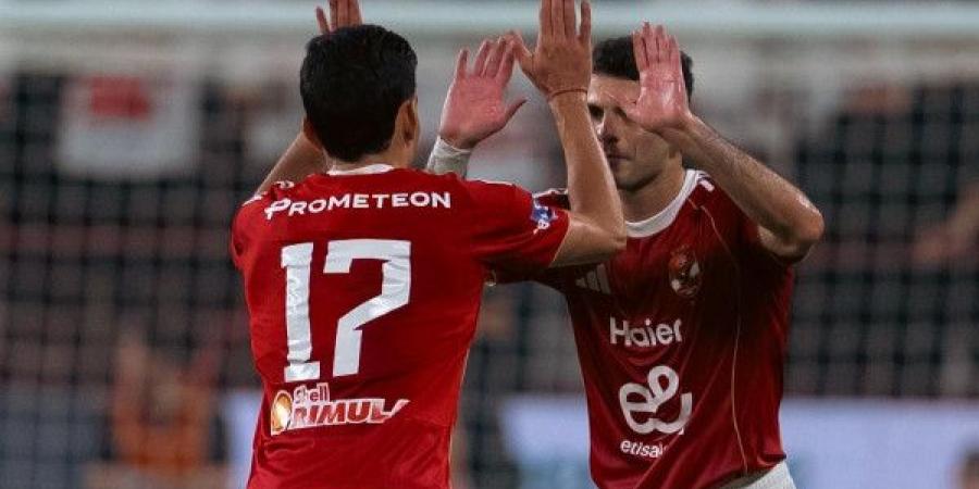 الأهلي يتوج بالسوبر المصري للمرة 16 بعد الفوز على الزمالك بثنائية