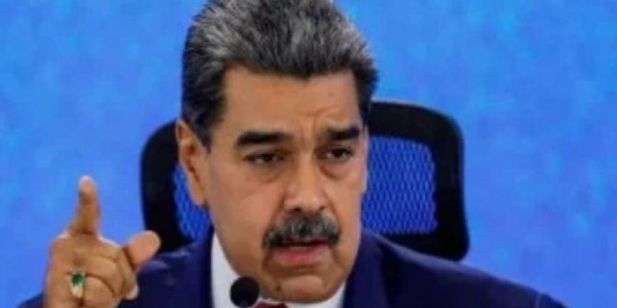 الرئيس الفنزويلى يطالب الجيش بتدريب المواطنين للاندماج مع قوات الكوماندوز