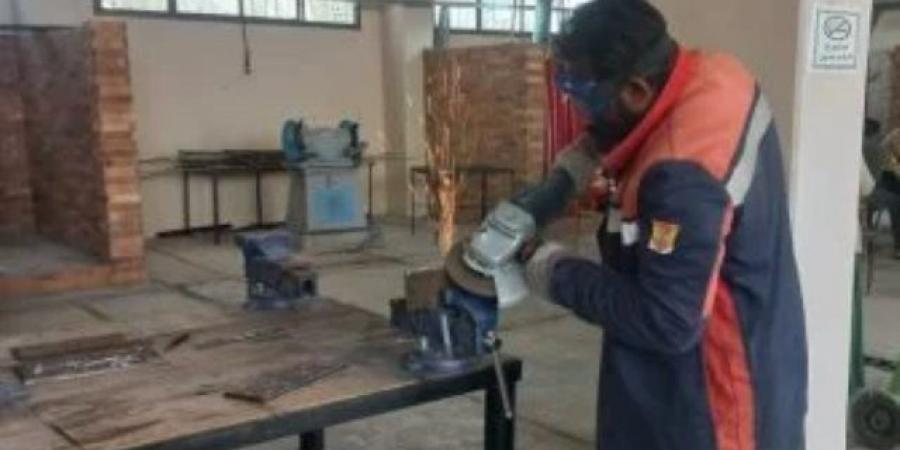 وزارة العمل تختتم اختبارات اليوم الثالث لمشروع الضبعة النووية لشباب قنا