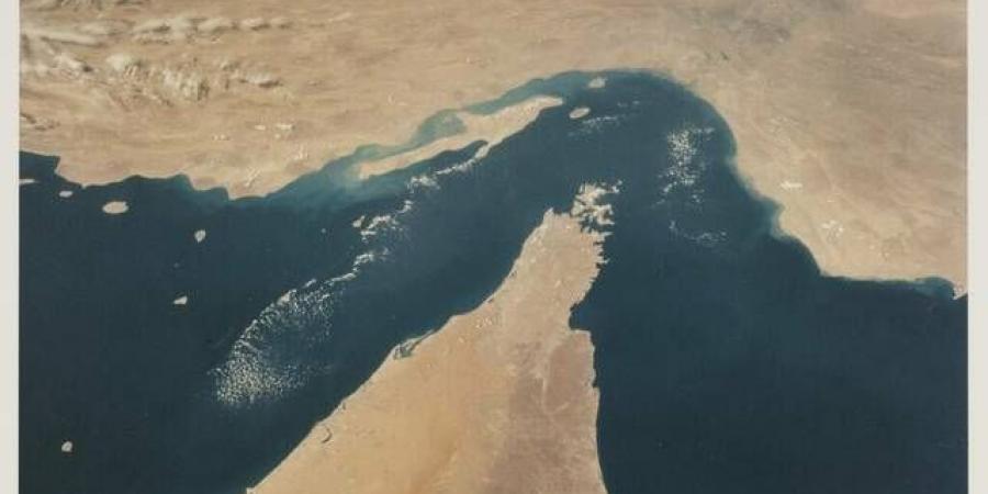 السعودية تشارك في اجتماع دولي يضم 35 دولة لإعادة فتح مضيق هرمز