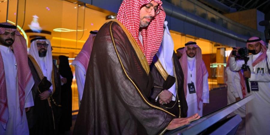 محافظ جدة يفتتح الملتقى المهني الـ13 لجامعة الملك عبدالعزيز