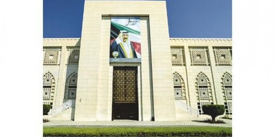 3 مراسيم بتعيينات ديبلوماسية شملت سفراء فوق العادة وقناصل في 10 دول