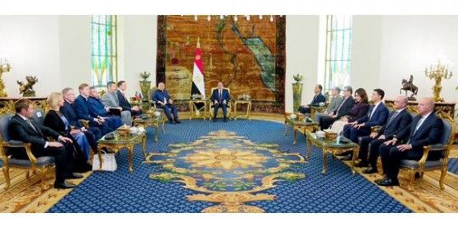 السيسي يستقبل رئيس تتارستان ويؤكد حرص مصر على تعزيز العلاقات مع روسيا الاتحادية