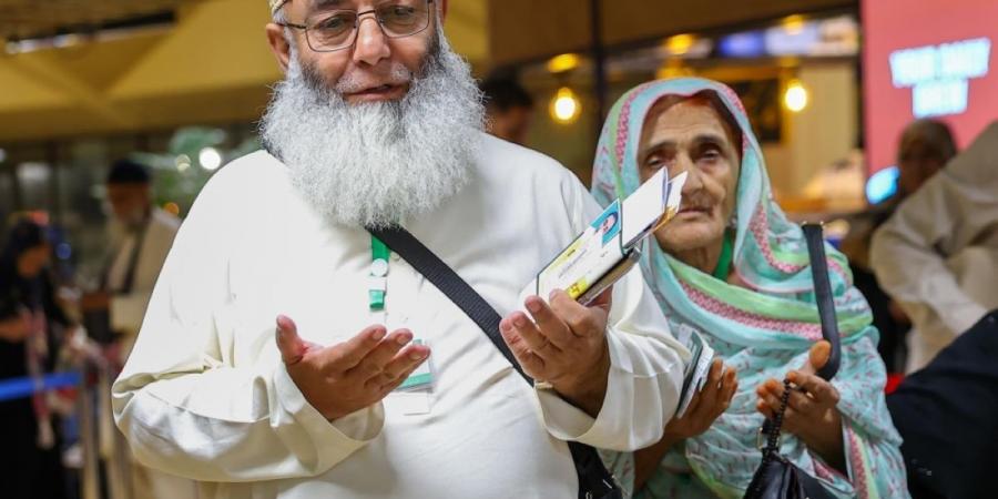 مغادرة أولى رحلات «طريق مكة» 
من مطارات كراتشي وكوالالمبور ودكا وأنقرة