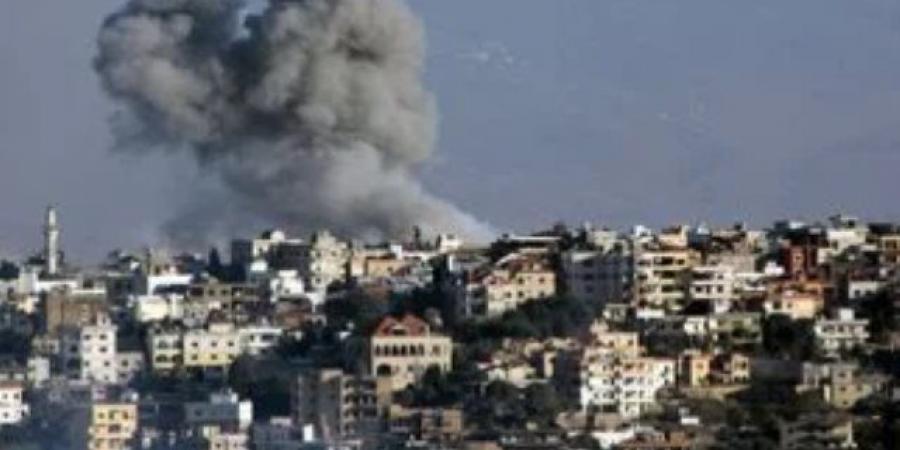 استمرار وتكثيف الغارات على الجنوب اللبنانى رغم الهدنة