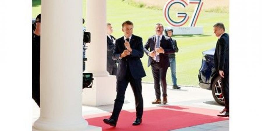 ماكرون ترأس قمة «G7»: ينبغي تعطيل قدرات إيران النووية ويمكن نشر الحاملة «ديغول» في «هرمز» خلال أيام