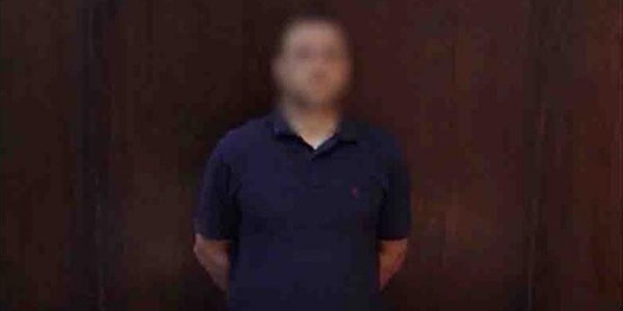 ضبط عامل حطم سيارة نقل بسبب خلاف على مكان انتظار بالمرج