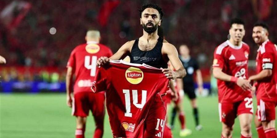 حسين الشحات يجدد عقده مع الأهلي موسمين والإعلان خلال ساعات