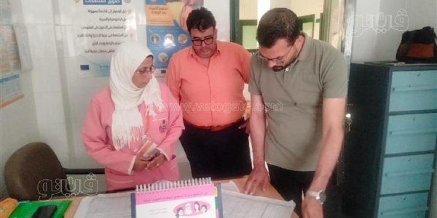 وكيل صحة مطروح يتفقد وحدة رأس الحكمة ويُحيل المتغيبين للتحقيق