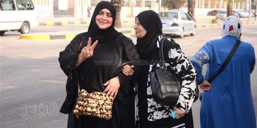 «اتكلفنا 100 ألف جنيه وأملنا في ربنا ثم فيك»، رسالة ولية أمر لوزير التعليم (فيديو)
