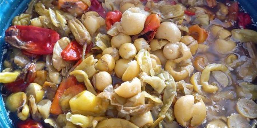 ضبط مصنع مخللات ومجزر دواجن يعملان بدون ترخيص في الفيوم